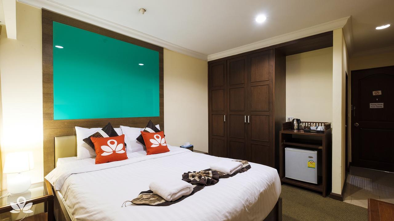 Zen Rooms Silom 12 Bangkok Exterior foto