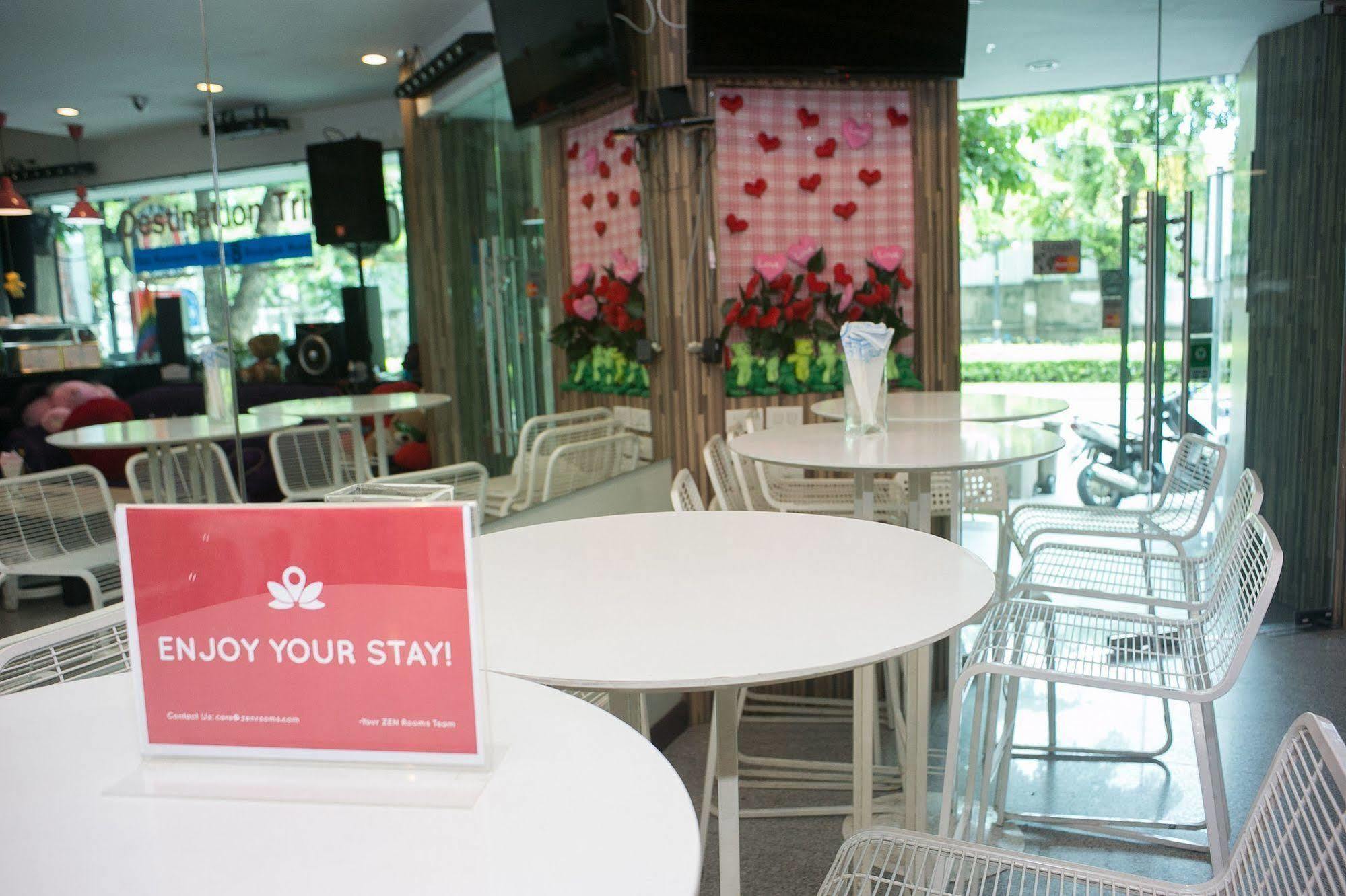 Zen Rooms Silom 12 Bangkok Exterior foto